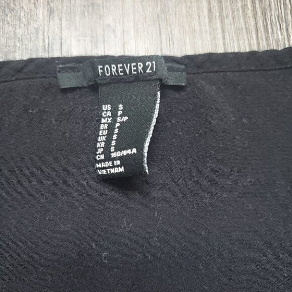 Textured Woven Blouse - Picture 5 of 5